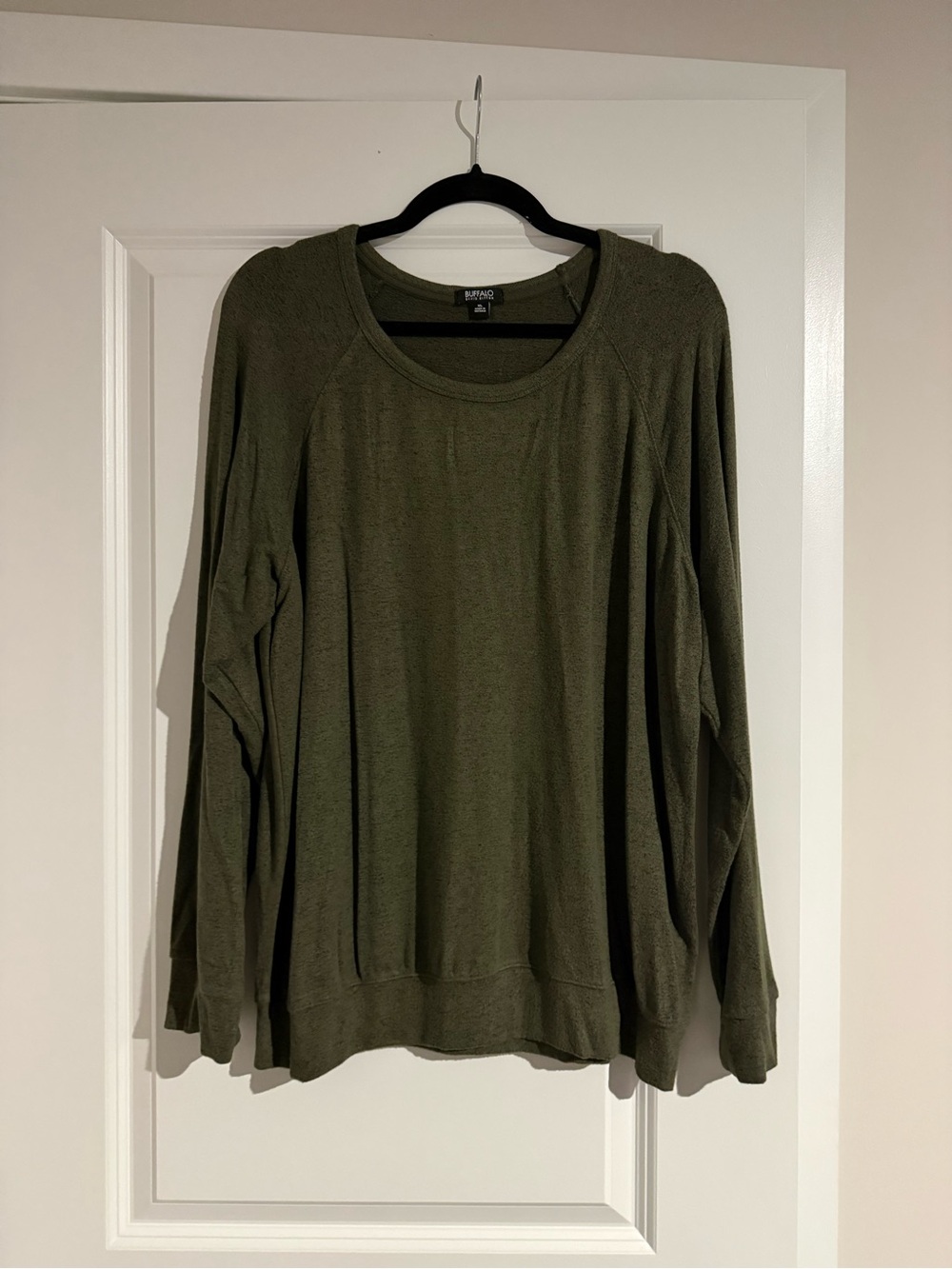 Buffalo David Bitton Olive Long Sleeve Scoop Neck Pullover